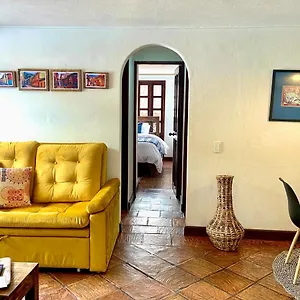https://xia-xue-house-la-candelaria-360-city-view.hotels-bogota.net